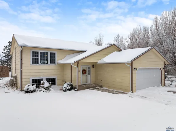 923 Virginia Ln, Rapid City, SD 57701