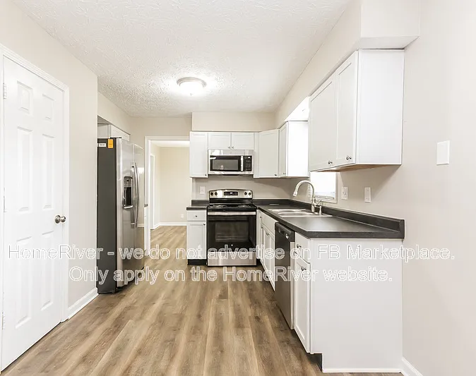 1615 Beckenbauer Way — Photo 7