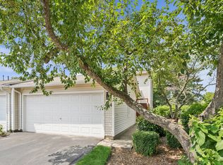 434 Dogwood Ter, Buffalo Grove, IL 60089