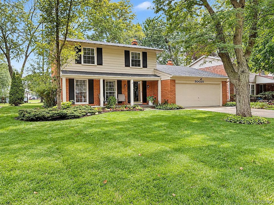 1st image of 30025 Spring River Dr