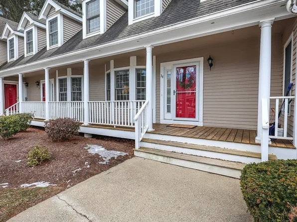34 Bellwood Cir #34, Bellingham, MA 02019