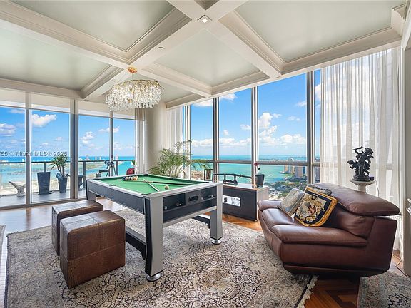 3rd image of 1100 Biscayne Blvd #A5801