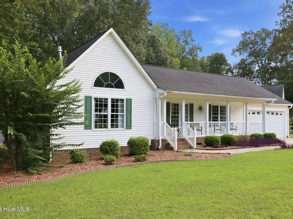 101 Pamlico Place, Chocowinity, NC 27817