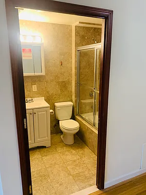 Rented by 18 REALTY | media 30