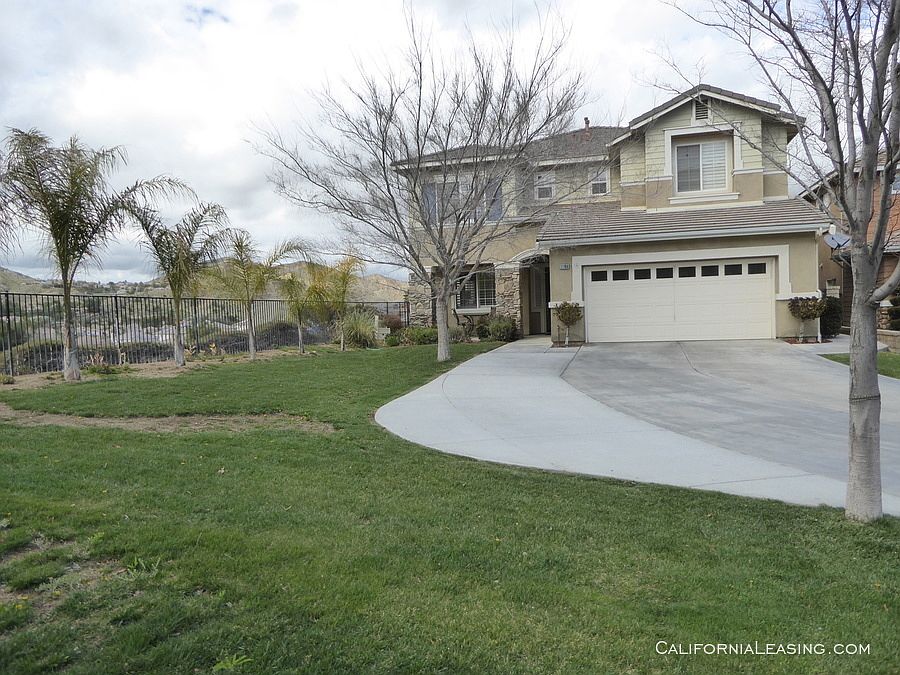 1st image of 21169 Cross Creek Dr