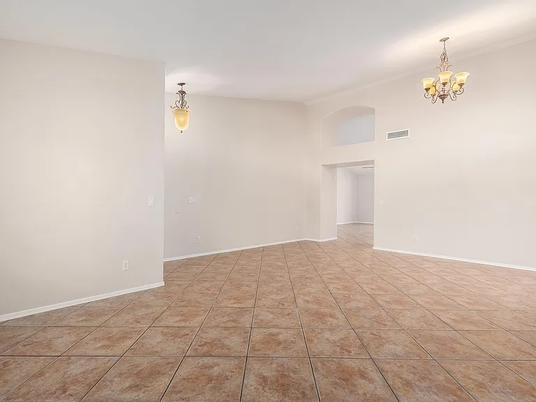 4830 W Geronimo St — Photo 3