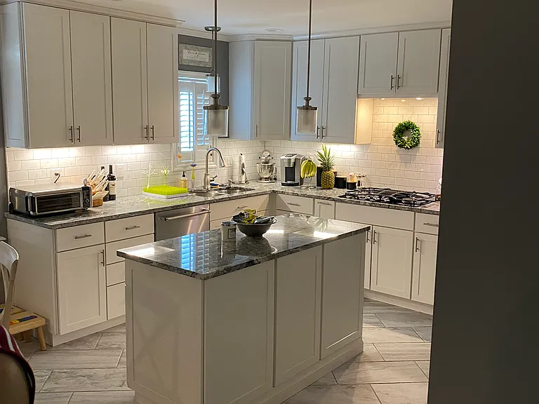 538 E Madison Ave — Photo 2