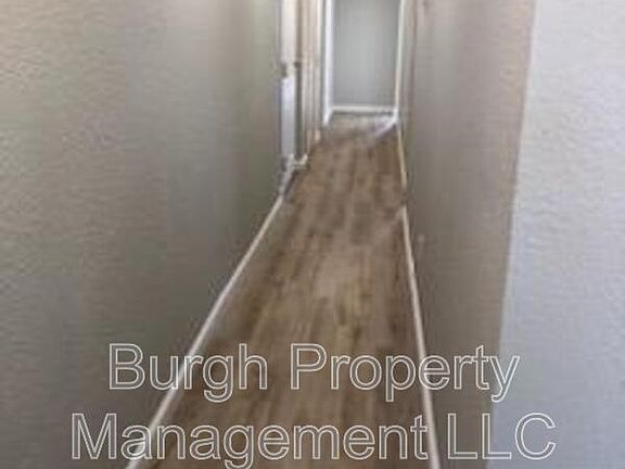 4th image of 118 W 8th Ave APT 3A