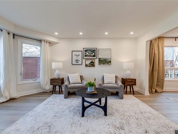 3rd image of 3184 Renton Rd