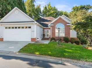 5244 Old Plantation Cir, Winston Salem, NC 27104