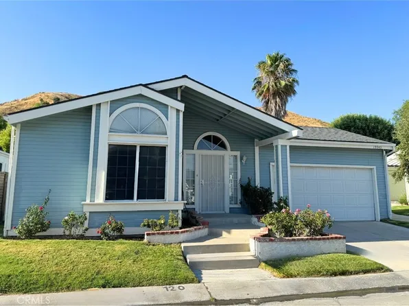 19943 Shadow Island Dr, Santa Clarita, CA 91351