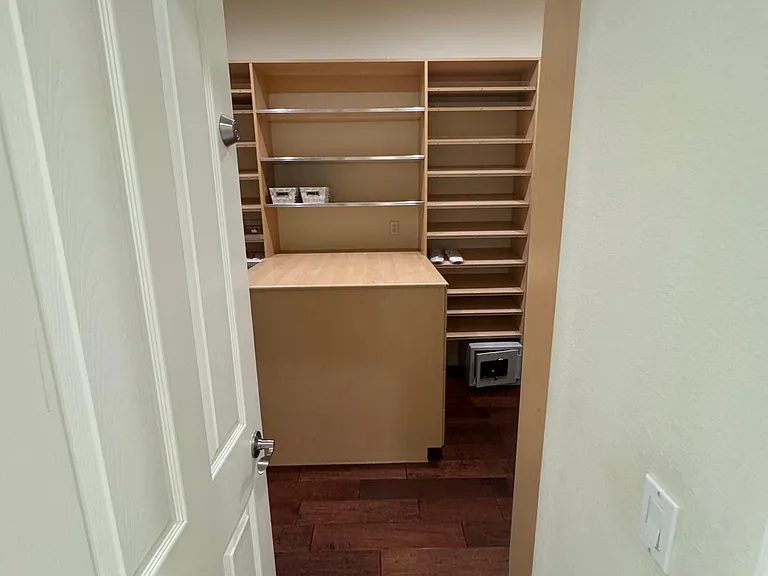 5 Chopin Ct — Photo 52
