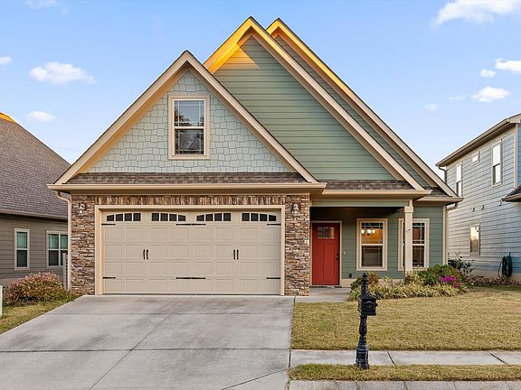 3rd image of 120 Sonoma Ln