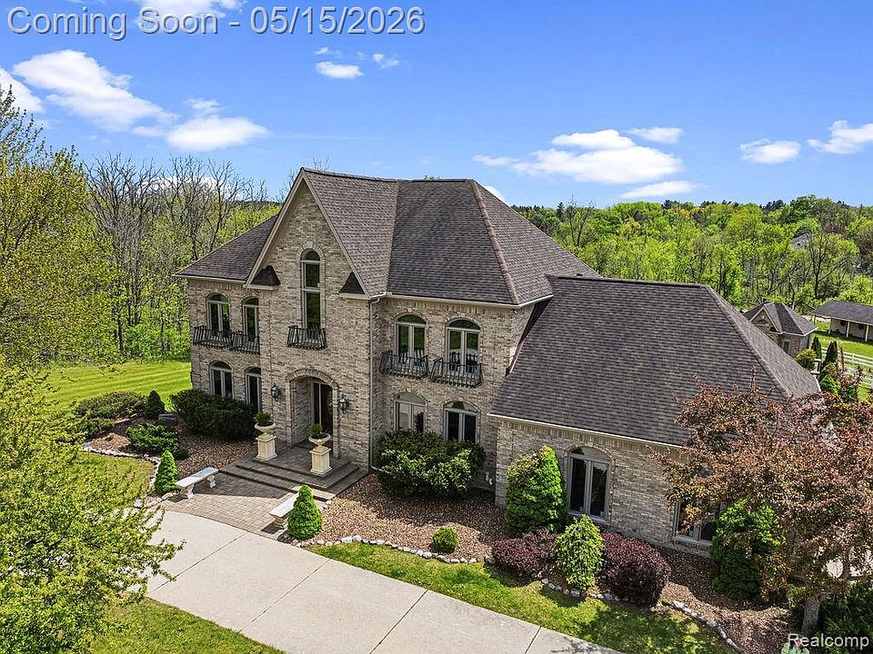 7374 Fox Hill Ln, Northville, MI 48168 | MLS #20261034126 | Zillow