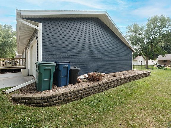 3rd image of 110 Louisiana Ave SW