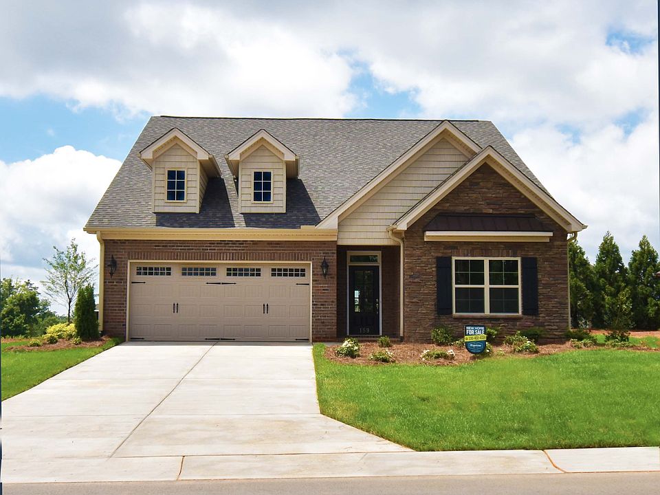 The Cambridge is a luxury one story home built by Keystone Homes