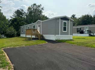 16 Hawthorne Dr #129, Norway, ME 04268