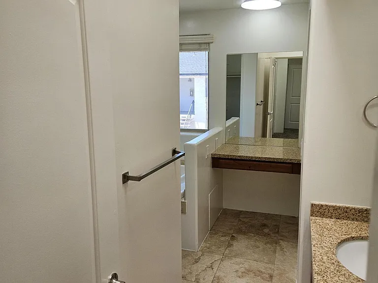 4113 N 22nd St #19A — Photo 39