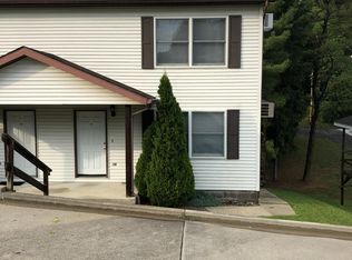 12B Chalfant Ln, Morgantown, WV 26505