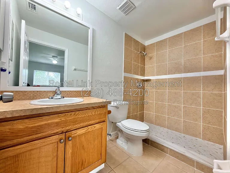 4867 30th St SW — Photo 24