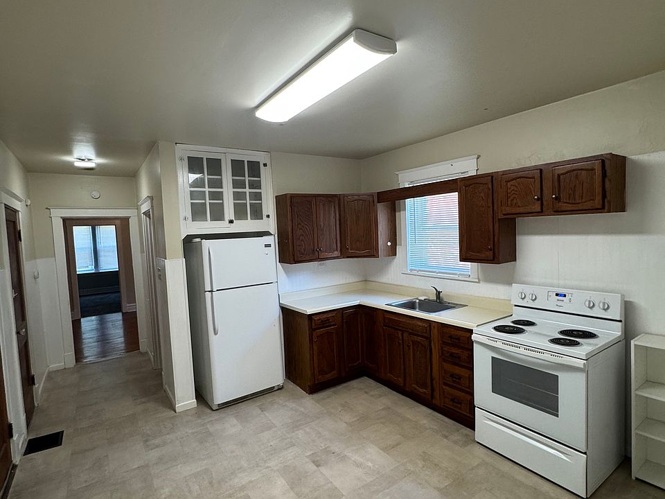 1st image of 4600 Quincy St APT 1W