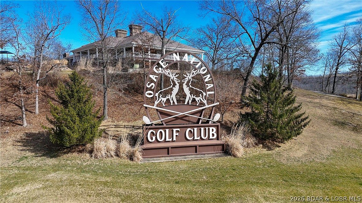50 Tom Watson Ct Unit 300C