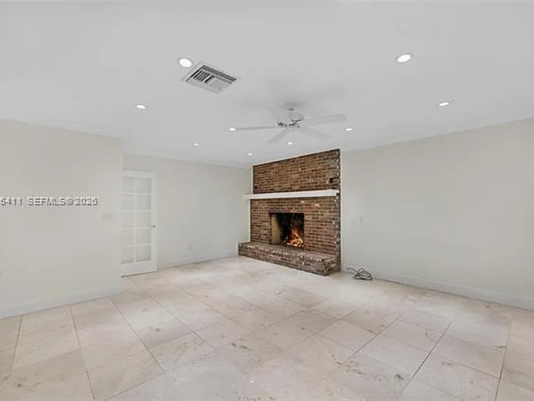 1246 Algardi Ave #0 — Photo 11