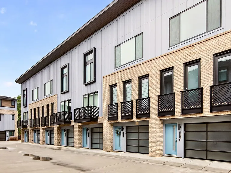 241 Domain Way — Photo 31