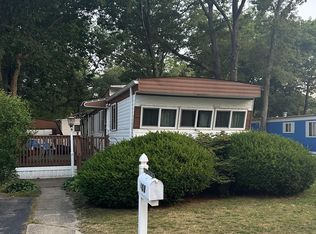 408 Roberts Rd, Toms River, NJ 08755