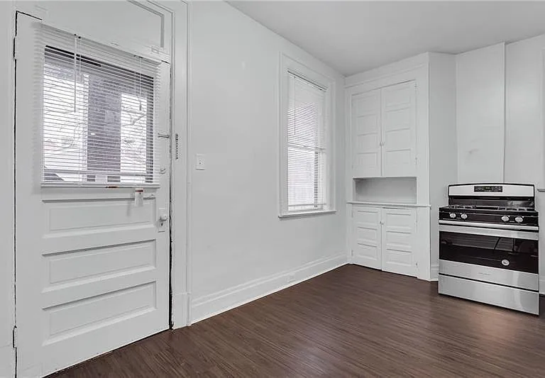 820 N Beatty St #2 — Photo 5