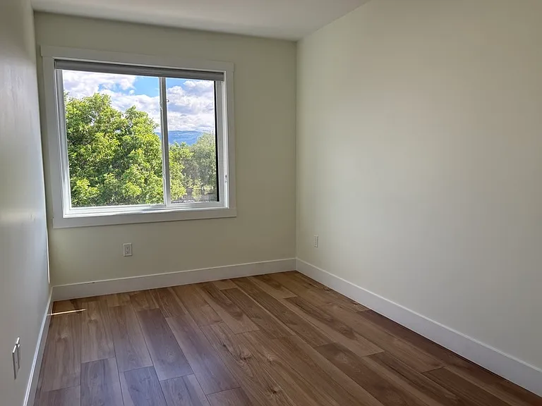 500 Fleming Rd #43 — Photo 27