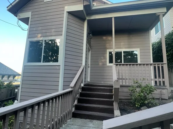 317 Heald St, Crockett, CA 94525