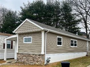 56 Shorehaven Trl, Hazlet, NJ 07730