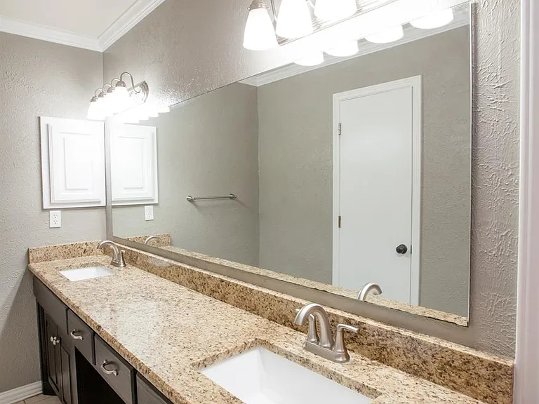 5713 Baker Dr — Photo 16