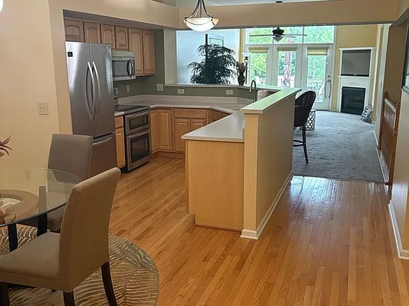 7491 Great Waters Ln, West Chester, OH 45069