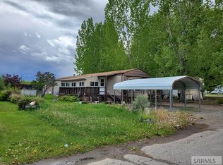 117 Salmon Meadows St, Salmon, ID 83467