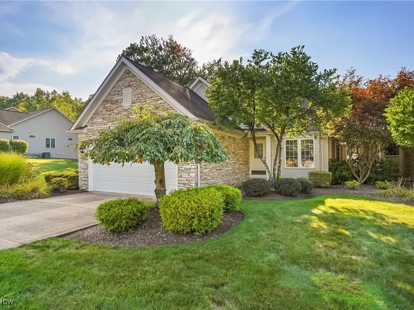 6871 Auburn Rd Unit 10, Concord Township, OH 44077