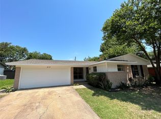 818 Warren Way, Richardson, TX 75080
