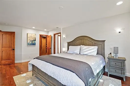 900 Highland Dr — Photo 20