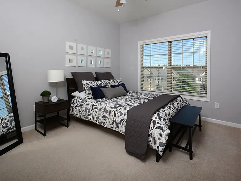 8152 Primanti Blvd — Photo 11