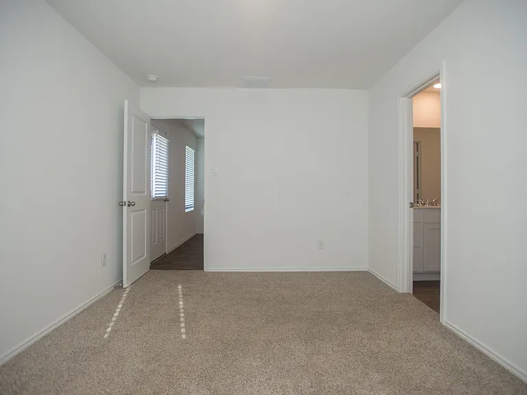 12533 Spoor Valley — Photo 17