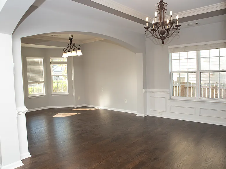 1143 Overview Dr — Photo 3