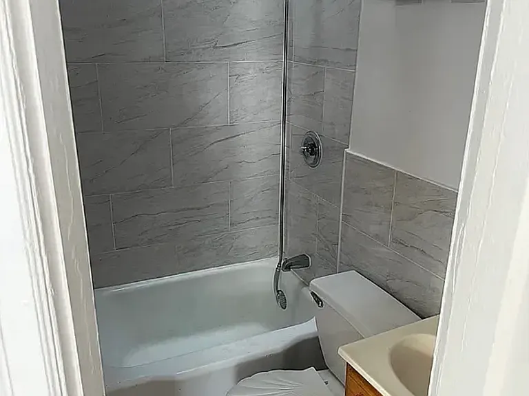 3046 Brighton 6 St #2A — Photo 5