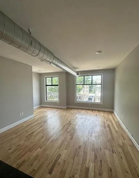 619 E 26th St #201 — Photo 2