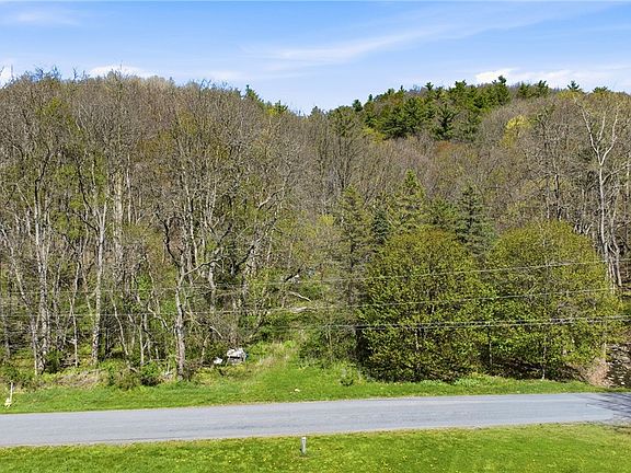 5th image of 3235 E Valley Rd Lot 3