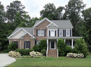 114 Celtic Cir, Chapel Hill, NC 27516
