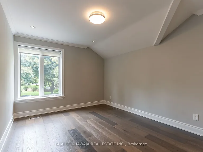 1590 Yew St — Photo 29