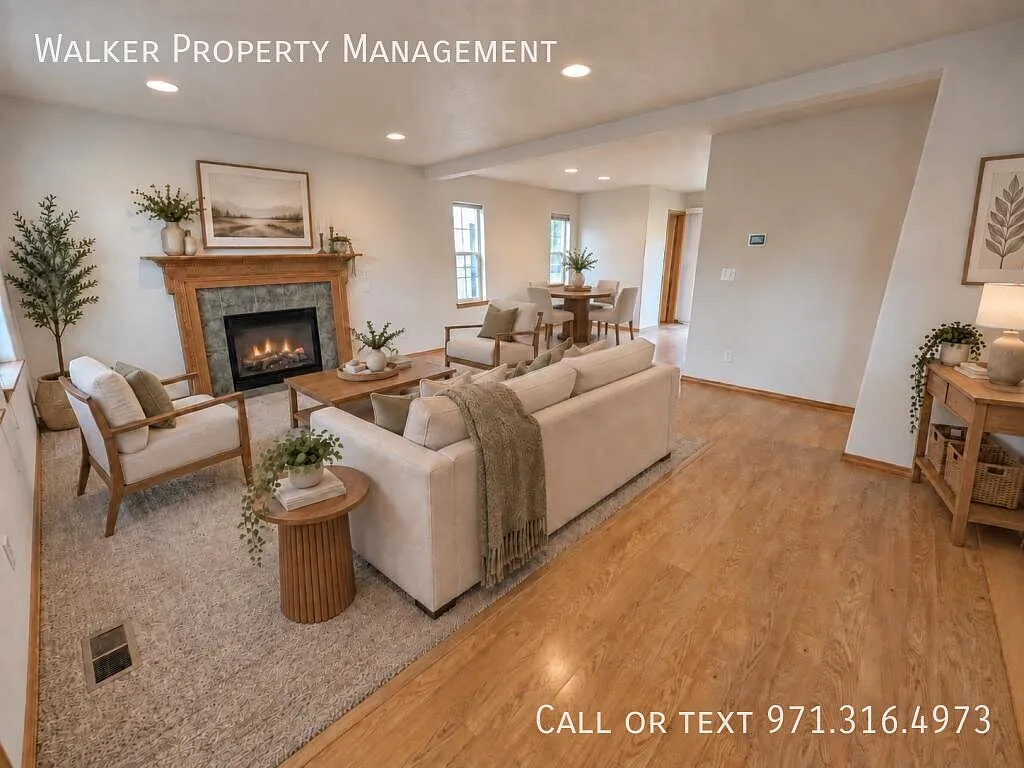 709 Ella Ct — Photo 2