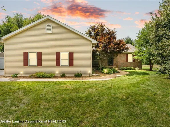 11985 Secluded Ridge Dr, Byron, MI 48418