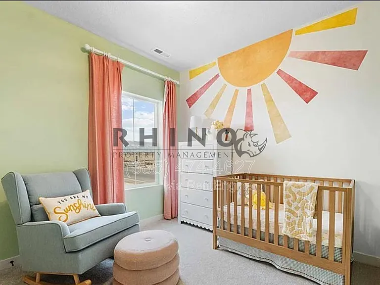 863 Halvorsen Pkwy — Photo 8